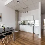 Manu Aparts Manufaktura Apartment