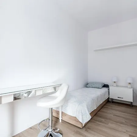 Manu Aparts Manufaktura * Łódź