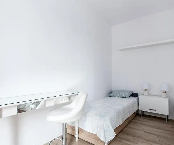 Manu Aparts Manufaktura * Łódź